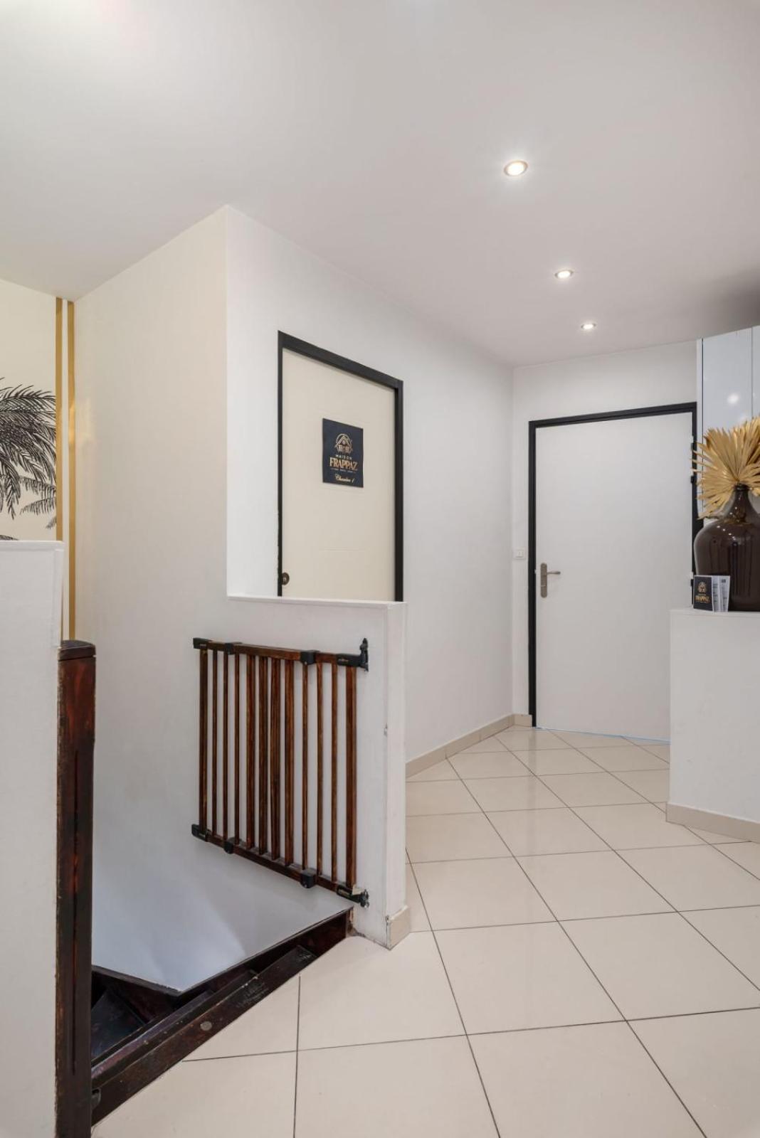 Maison Frappaz - 4 Bedrooms With Garden Villeurbanne Luaran gambar